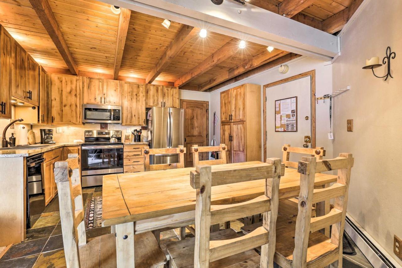 Silverthorne Condo With Mountain Views Hike And Bike! Exterior photo